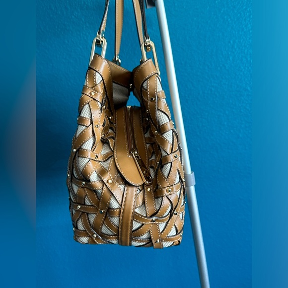 Michael Kors RAVEN Studded Woven Leather Large Shoulder Bag Tote - Picture 9 of 16